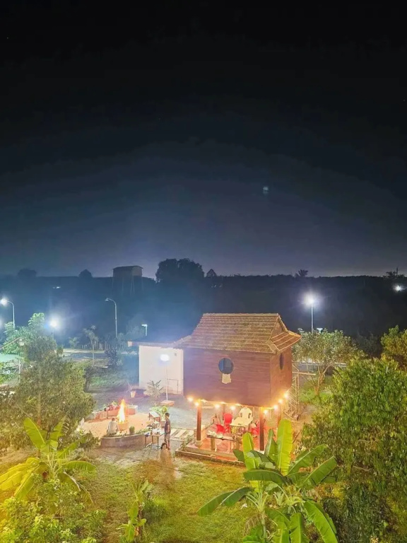 Huong Sen Garden lodge