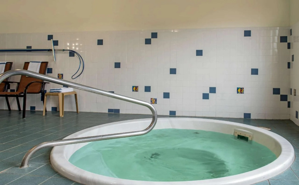 Quality Inn Jacksonville near I-72