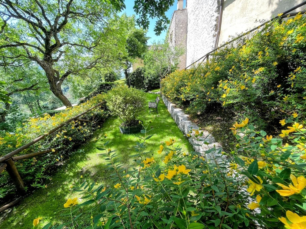 Spoleto Splash : Casetta/slps 4/5 Wifi/dishwasher - Beautiful Private Garden