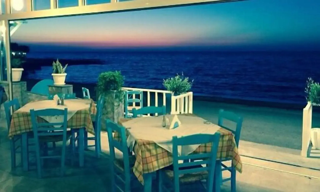 Socrates Seaside Apartments