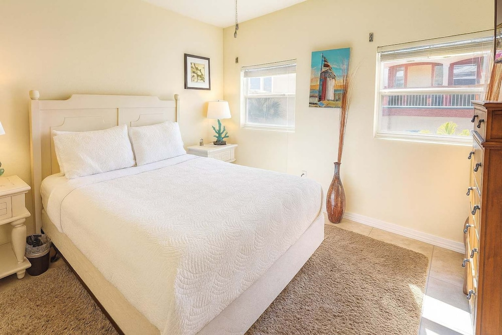 Pompano Beachview Home