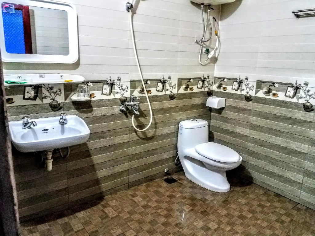 Linh Dan Hotel