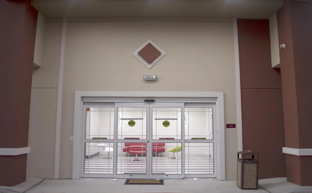 Grand Villa Inn and Suites Westchase/Chinatown