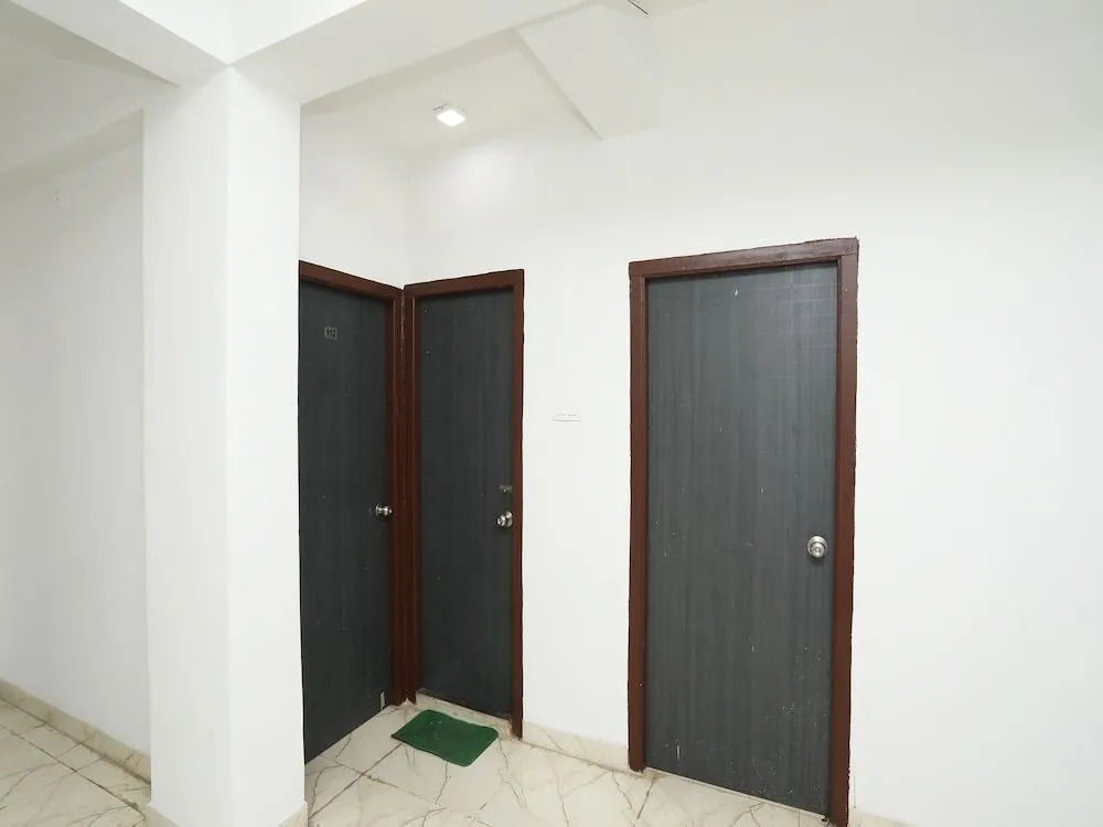 OYO 30698 Hari Om Guest House