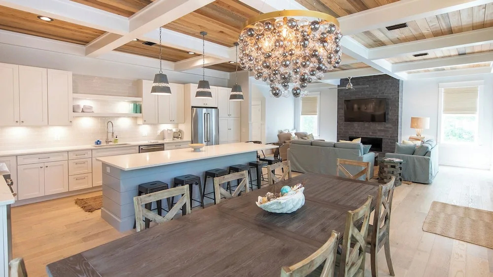 Seagrove - Sleeps 13 - Private Pool- Near Seaside