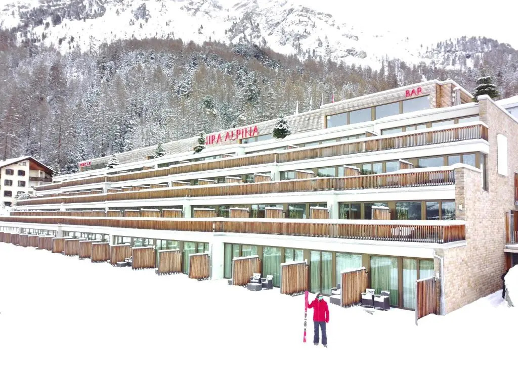 Nira Alpina