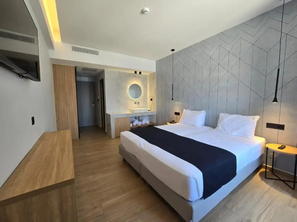 Nireus Hotel