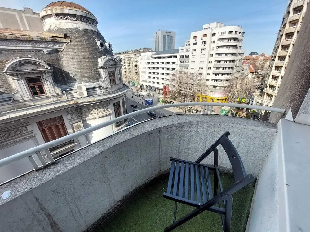 amzei square Apt