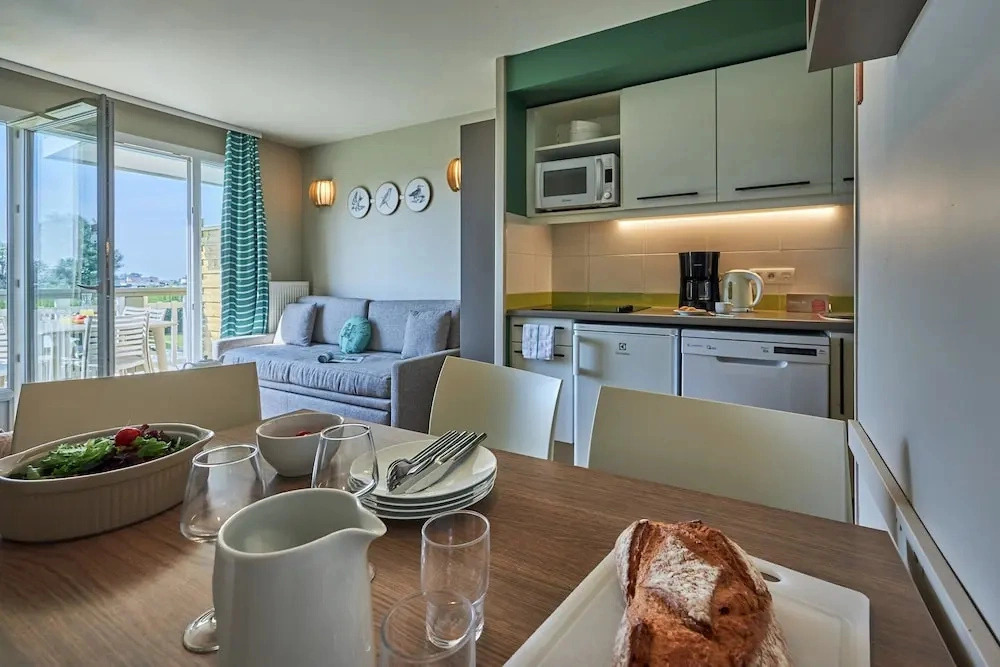 Normandy Coastal Apartment for 5