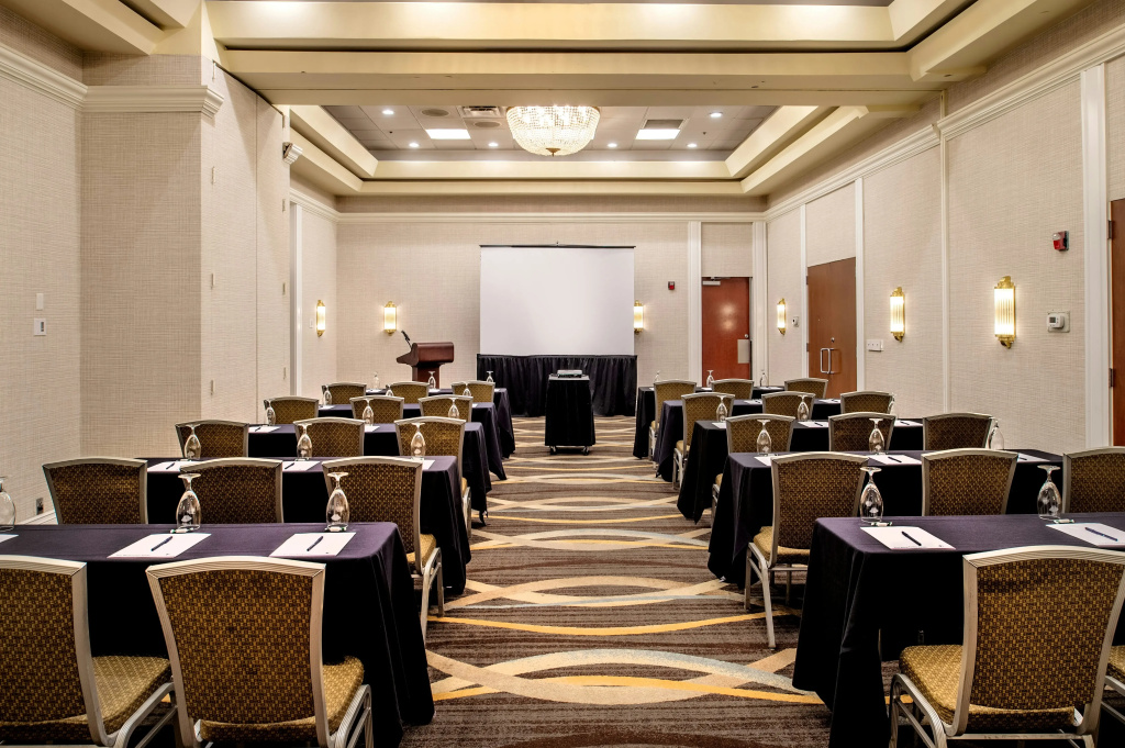 DoubleTree by Hilton Collinsville/St.Louis