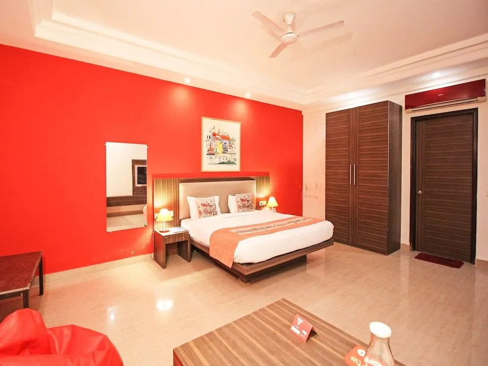 OYO Flagship 273 Noida Expressway SEZ