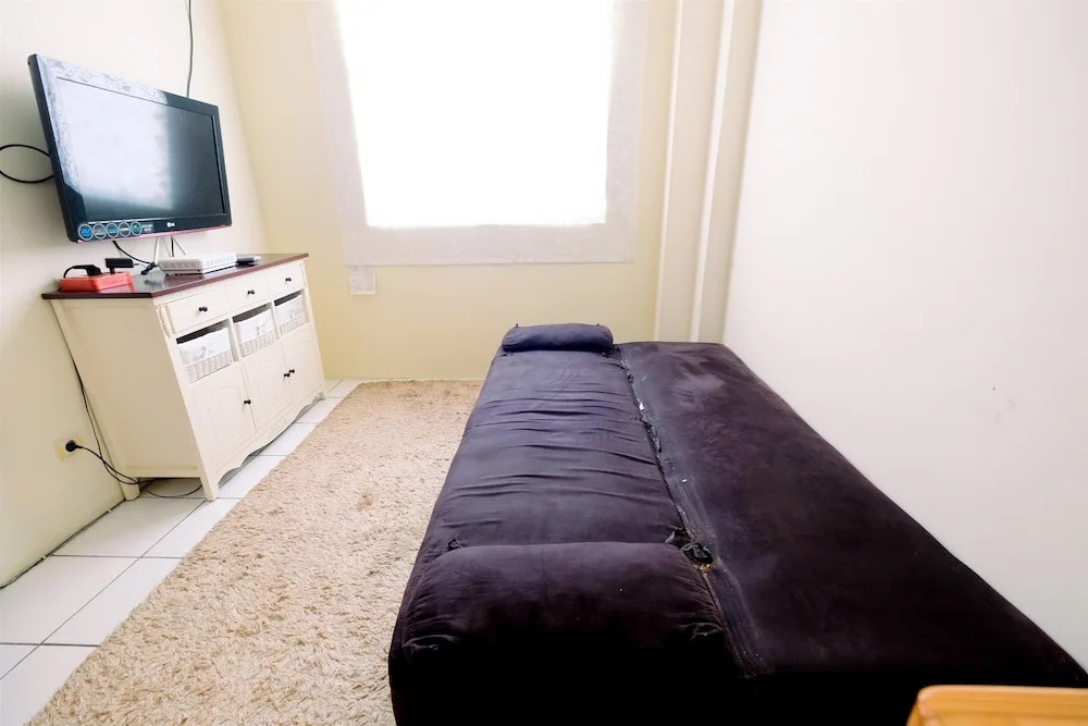 Best Price 2BR East Park Apartment