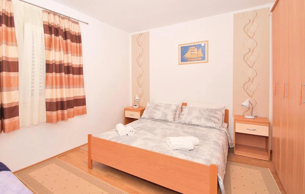 Beautiful Home in Prizba With Wifi, 2 Bedrooms and Outdoor Swimming Pool