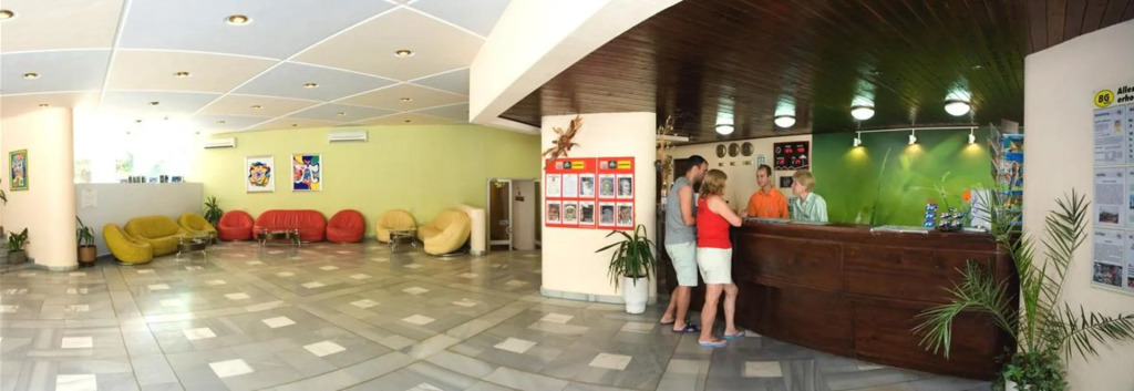 Hotel Compass