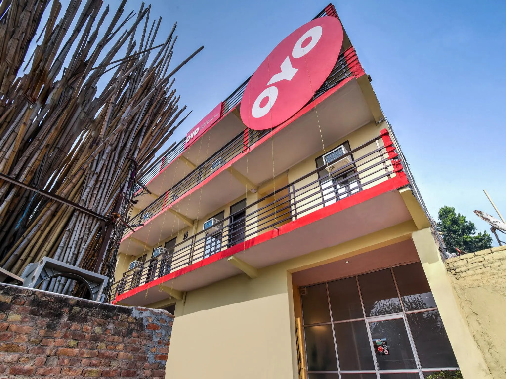 OYO Flagship 16149 Jai Residency