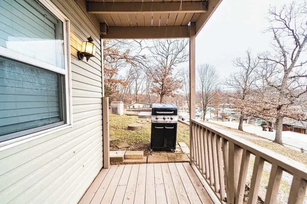 Osage Beach Getaway Lake Views Pet Friendly!