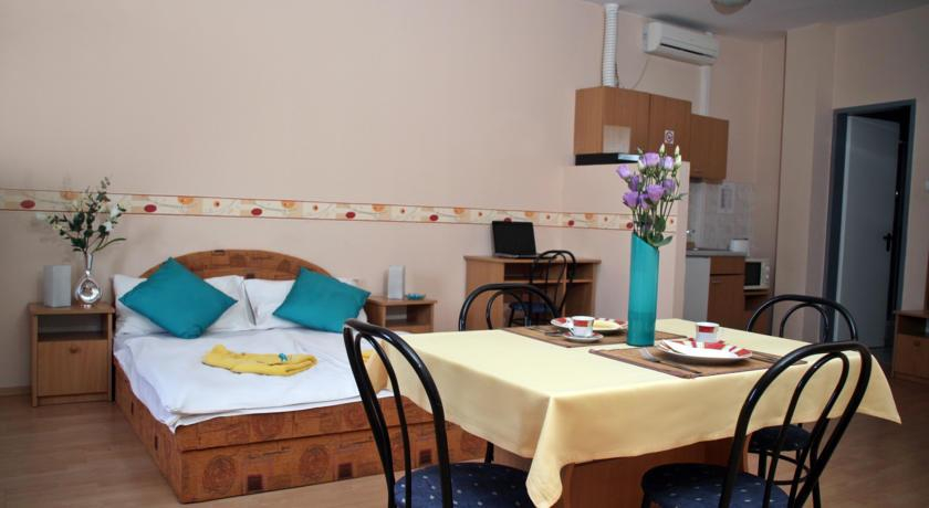 Mátyás Hotel