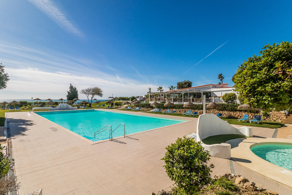 Hotel Senhora da Rocha