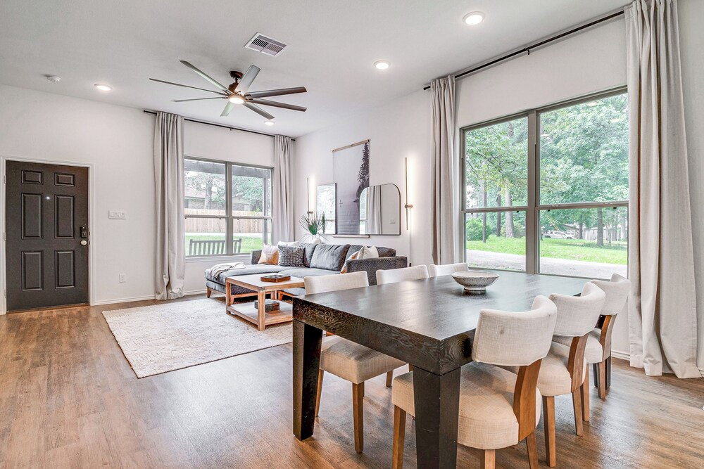 Montgomery Home w/ Pond Access, Fire Pit & More!