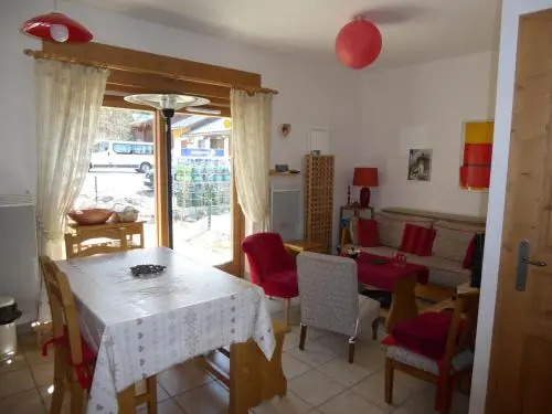Apartment Agréable jardinet - proche du centre