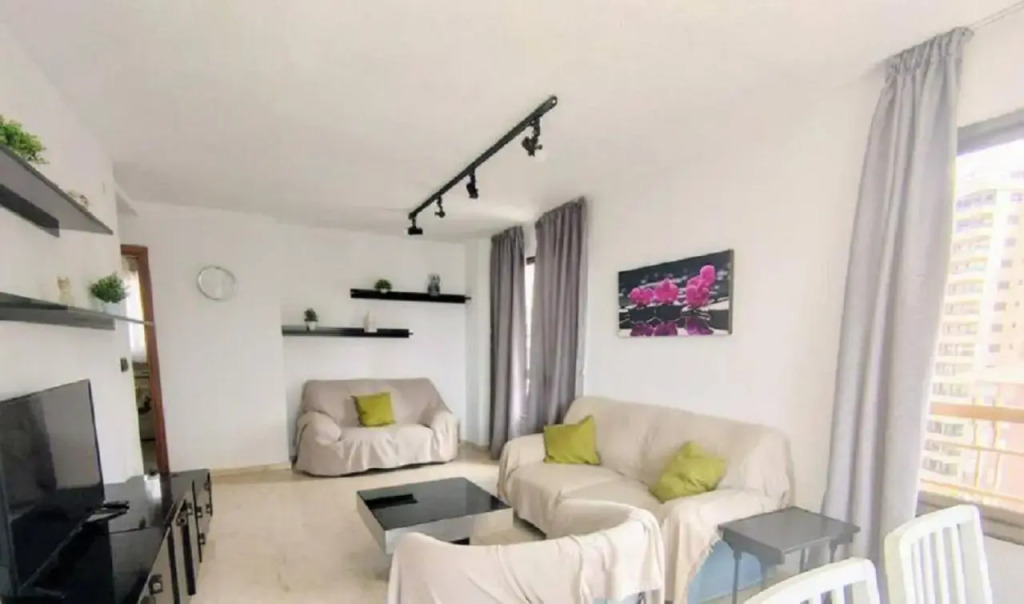BENIDORM ROCAS ONE, un oasis a 100 metros del mar