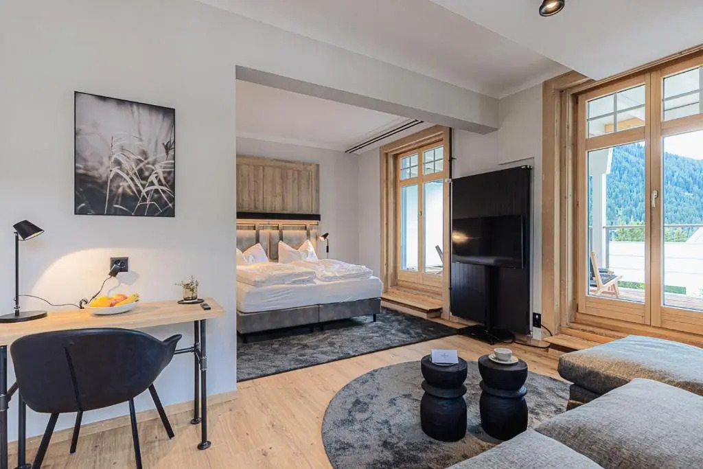 ALPINE INN Davos