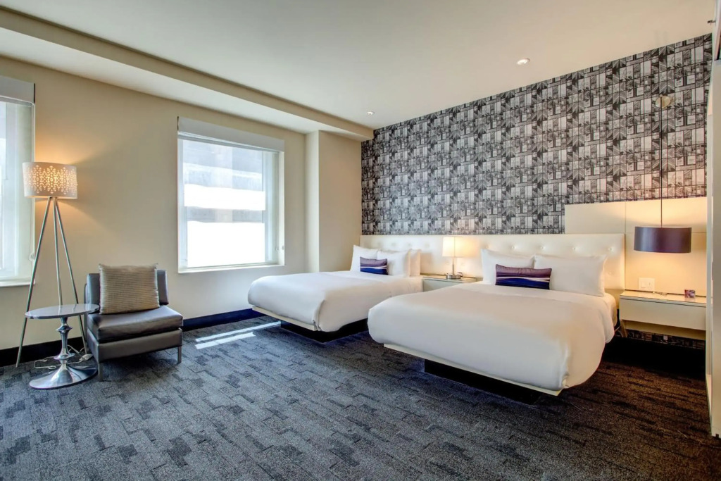 THE MIDLAND HOTEL, Chicago, a Tribute Portfolio Hotel