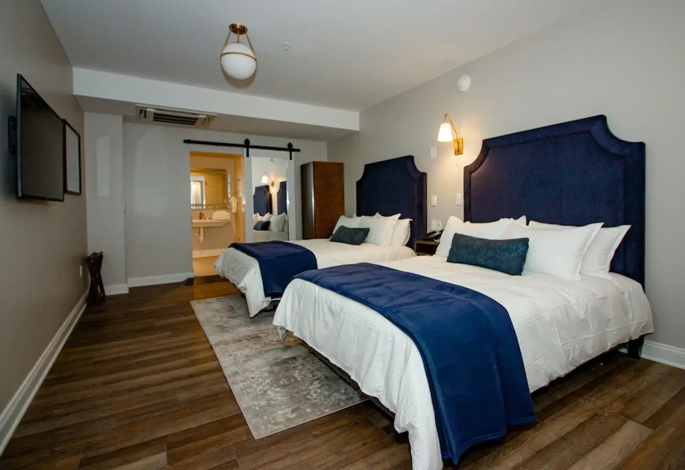 The Colonial Inn, an Ascend Collection Hotel