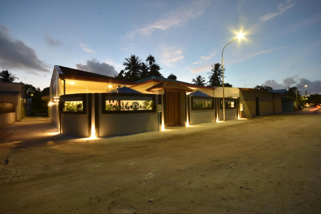 Island Home Inn