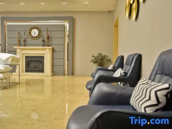 Xinyang Naya Chain Hotel