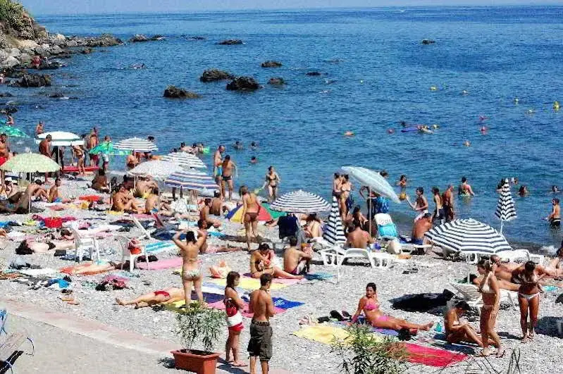 Cirucco Bay Hotel & Camping