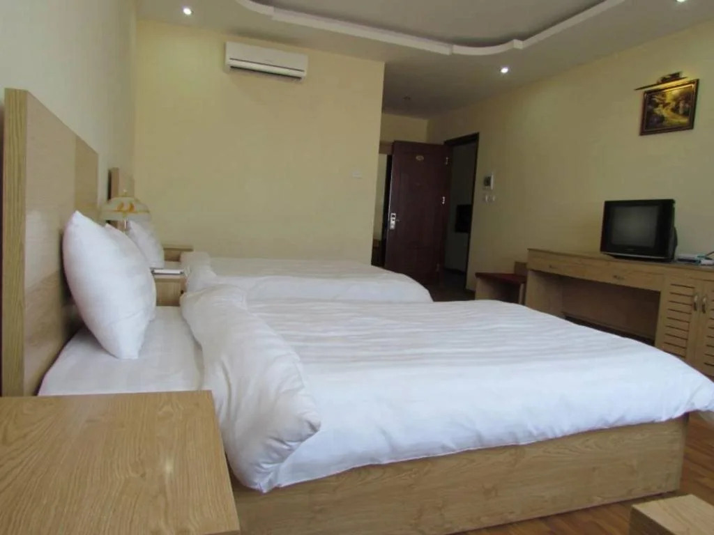 Phu Dong Hotel