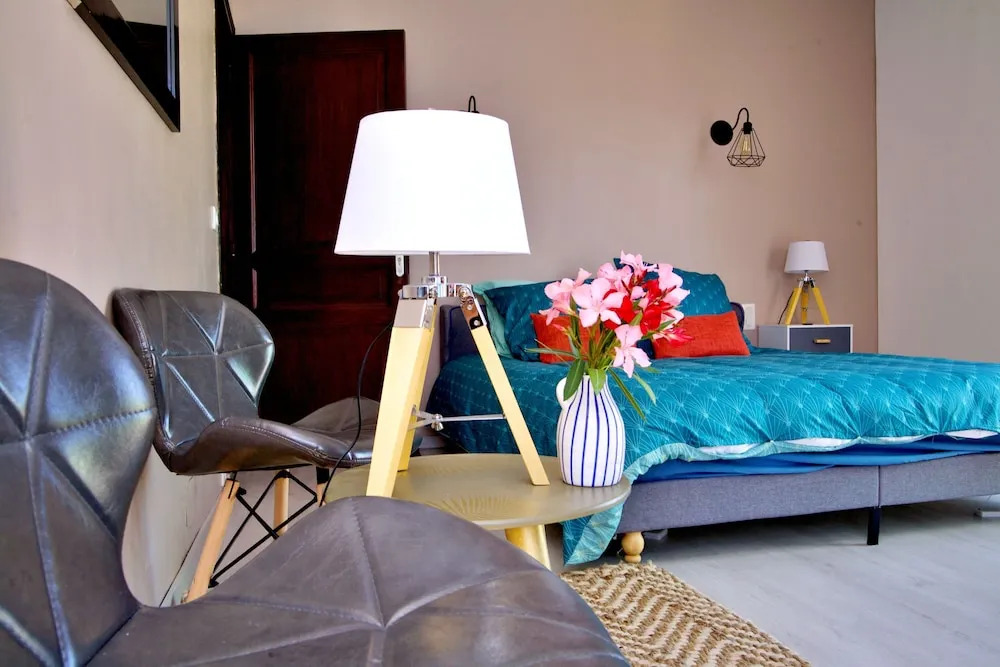 La Villa du Menhir chambre dhôtes et Gîte