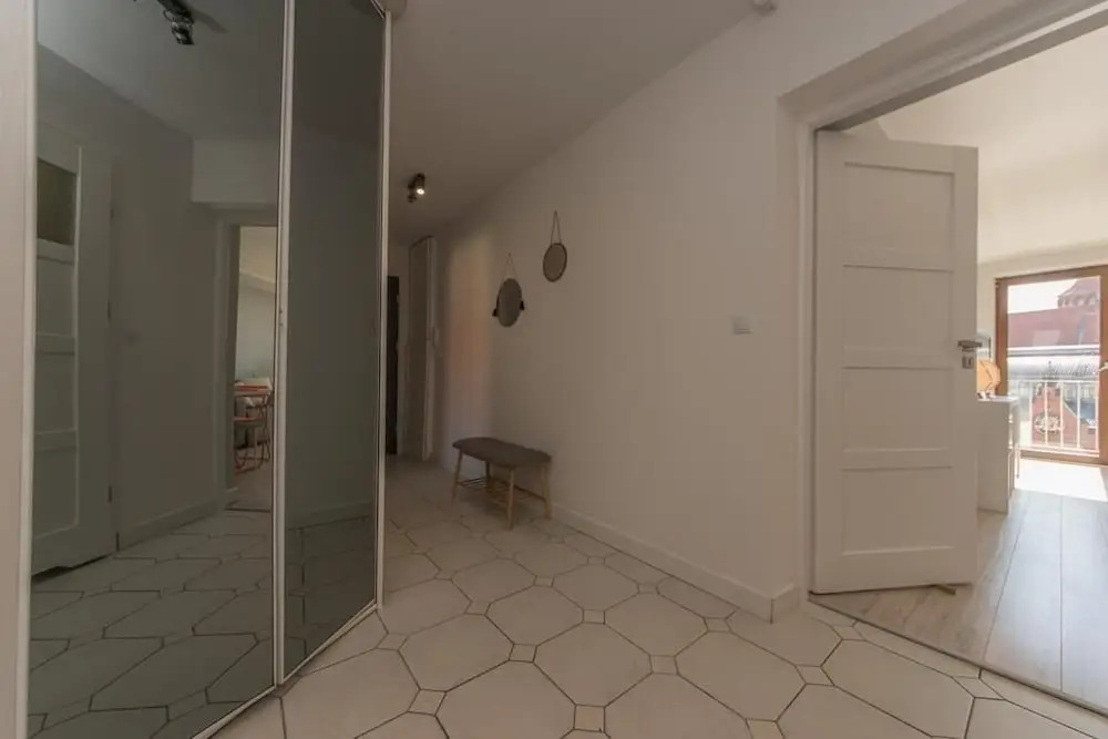 BillBerry Apartments - Merchant House
