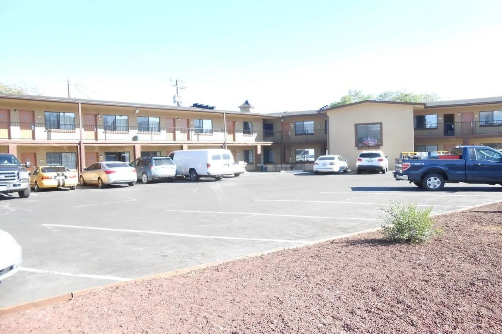 The Overland Hotel Downtown Flagstaff NAU Conference Center