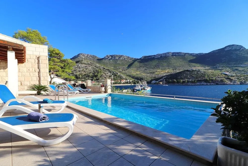 Villa Silencia