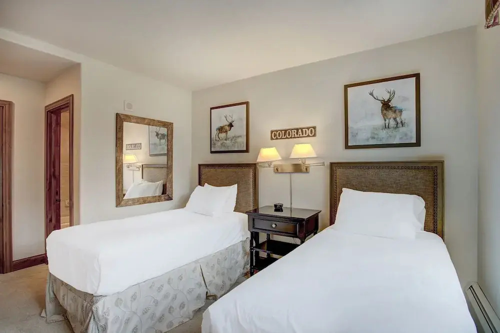Beautiful Mountain View 2br Condo - Ski-in/out 2 Bedroom Condo