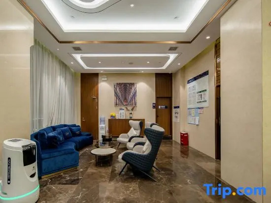Yeste International Hotel (Nanning South Lake Park Macun Subway Station)