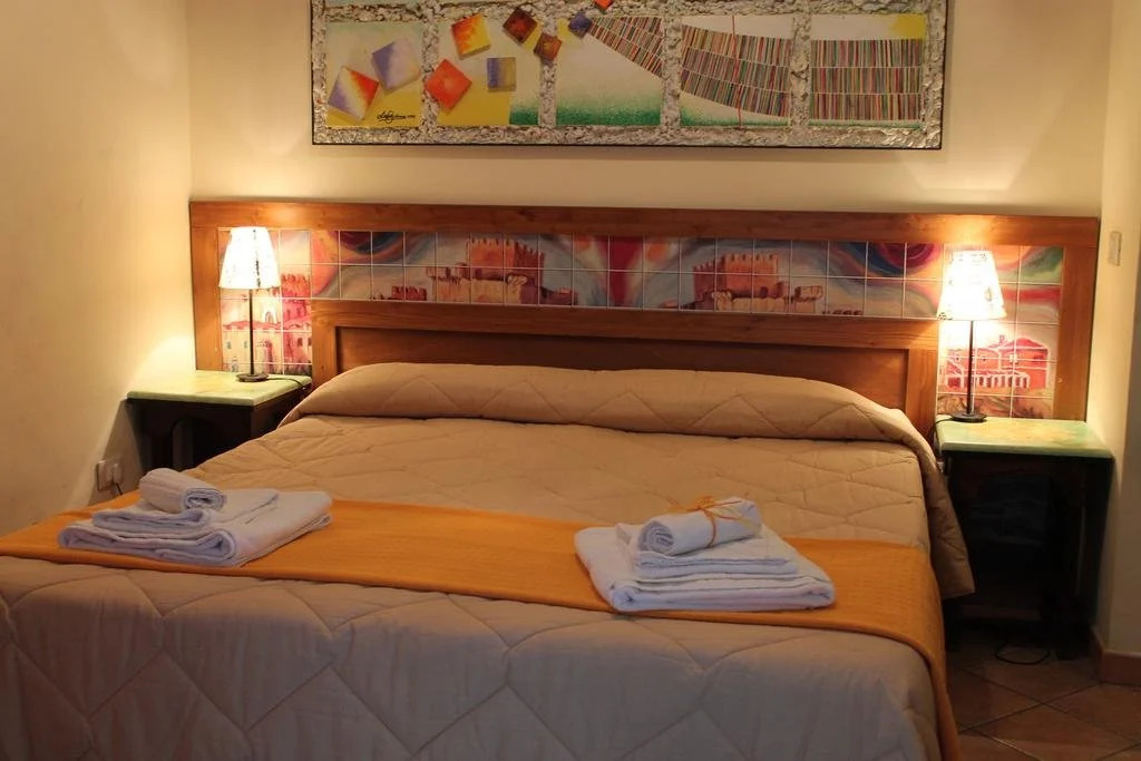 Bed  Breakfast Smile