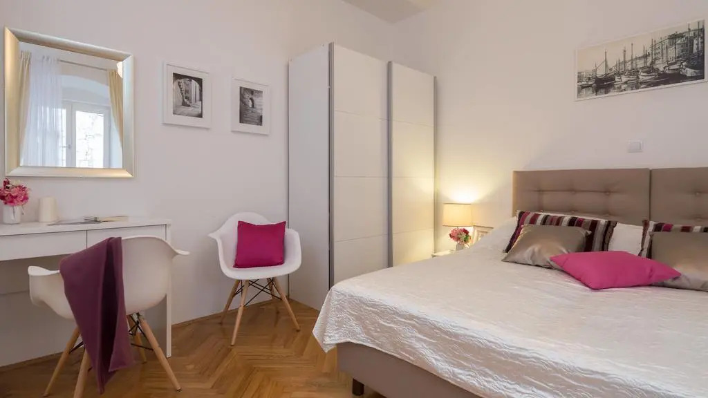 Apartment Mirtus