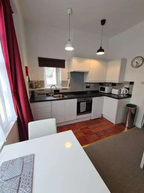 Meadowside Holiday Apartments