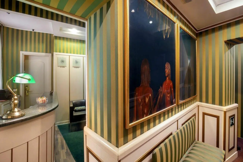 Residenza Canova Tadolini - Guesthouse