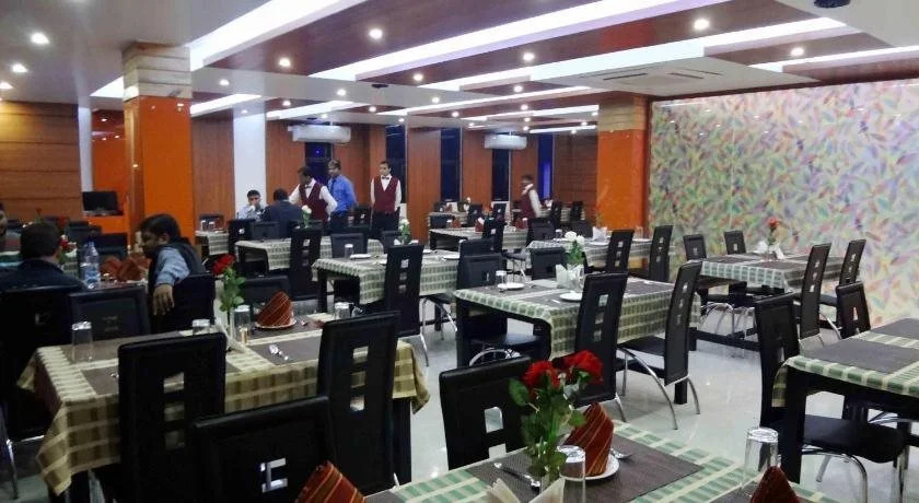 Hotel Vaishnavi Heights