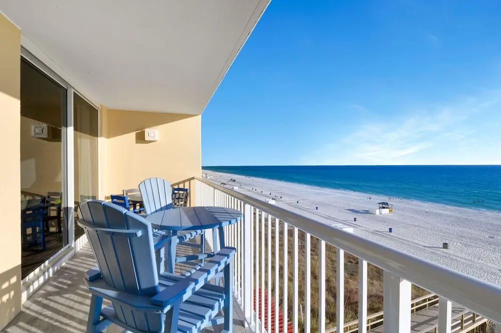 Majestic Beach Towers 2-404