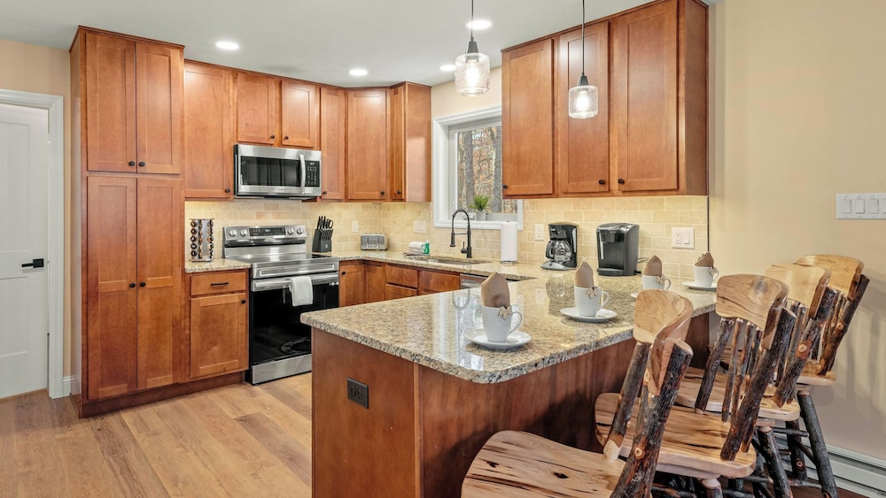 Stephen Way by Avantstay Hot Tub + Game Room Albrightsville