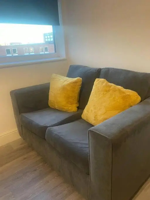 #305 1 Bedroom Serviced apartment -free parking