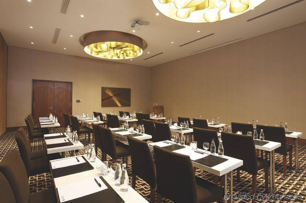 Radisson Blu Gautrain Hotel, Sandton Johannesburg
