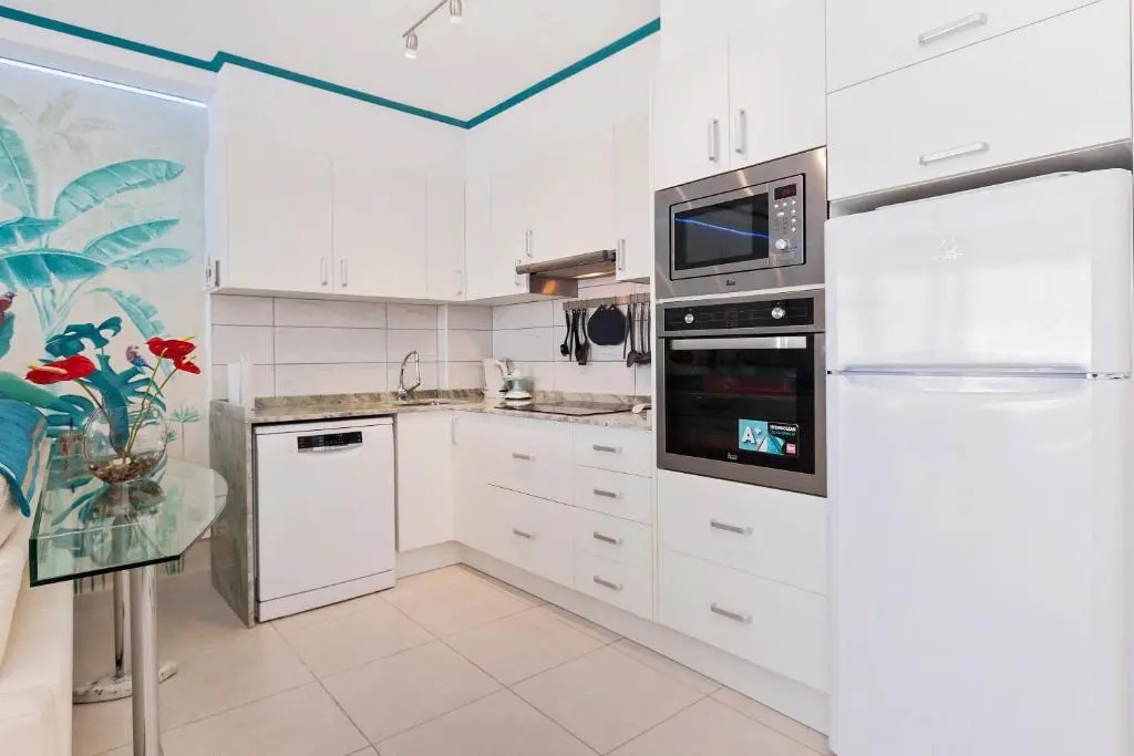 First line sea, luxury penthouse, sea and sunset view Vivenda Vacational Guayero 618