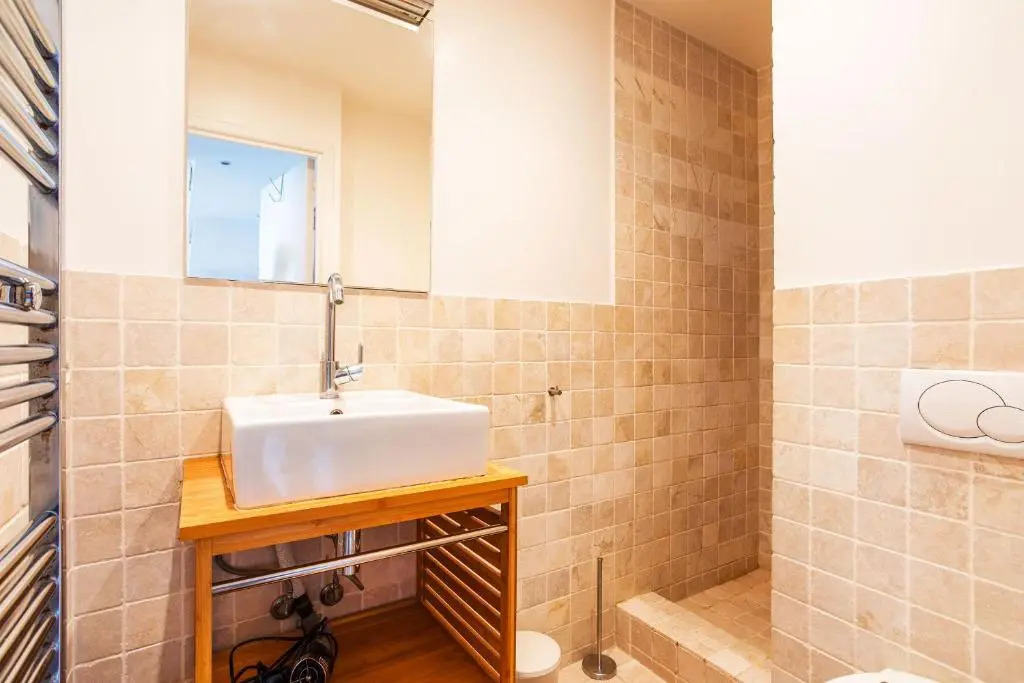 HUGO PARK AP4221 by Riviera Holiday Homes
