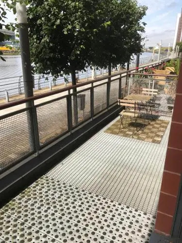 Riverside West End Apartment